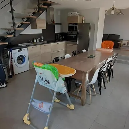 La Maison De Leobin Casa de Férias