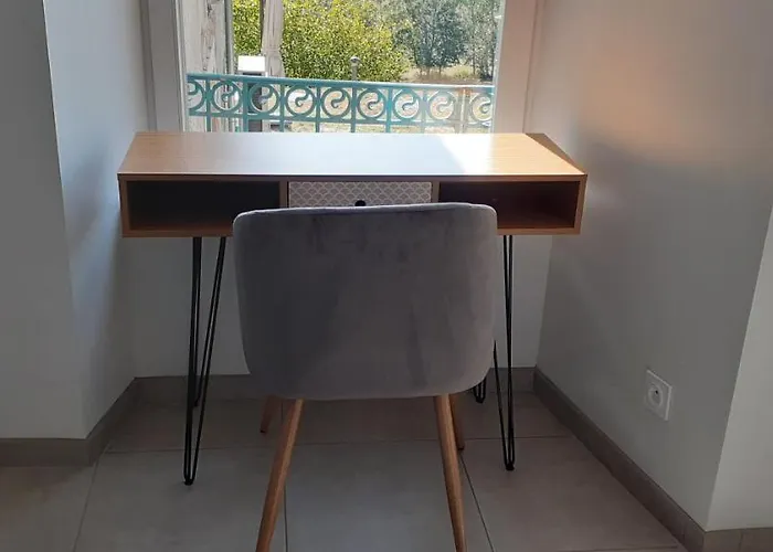 La Maison De Leobin Veranne